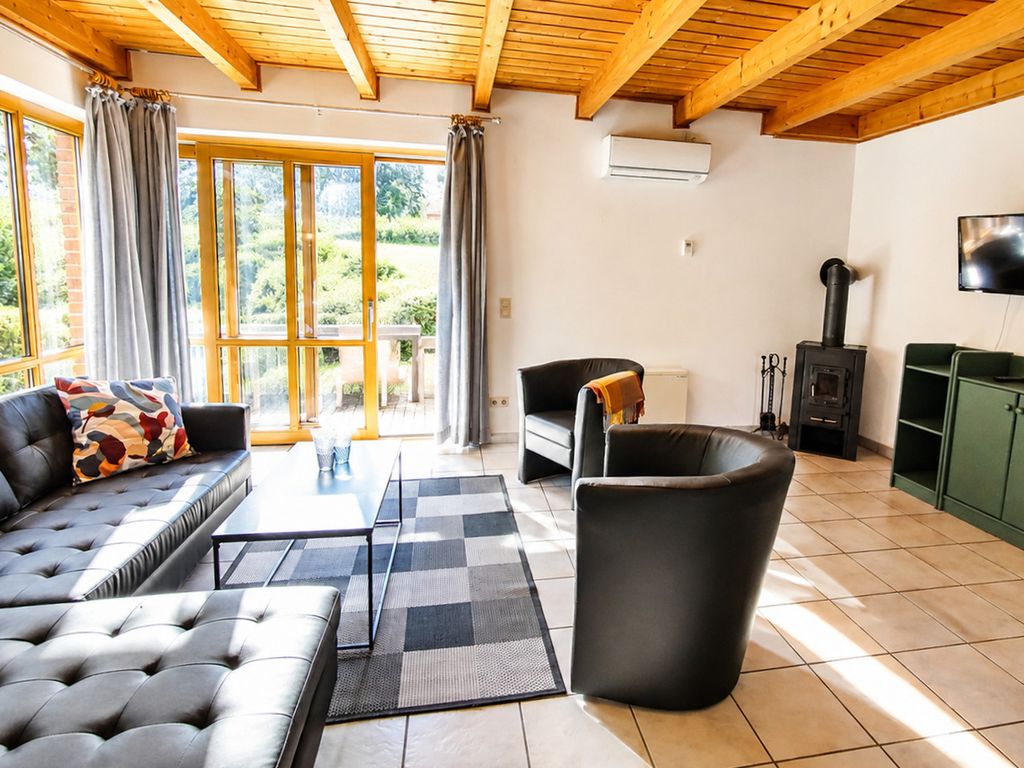 Haus 23 Natur Ferienpark - Gemütlicher Urlaubsort für entspannte Tage im Grünen und in der Nähe von den Externsteinen