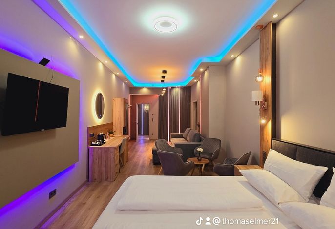 Elegance  Lux Living 206