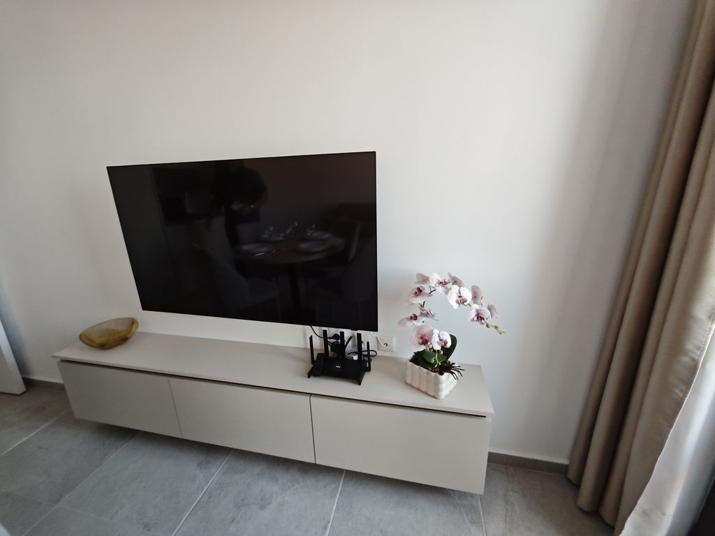 neues Apartment mit Meerblick und Balkon