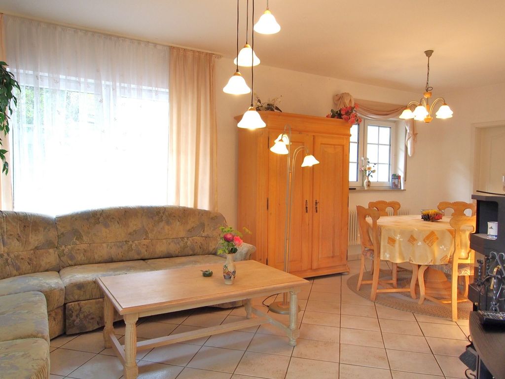 Birkmaase 18 - Komfort FeWo  im 4-Sterne-Ferienhaus Yvonne EG