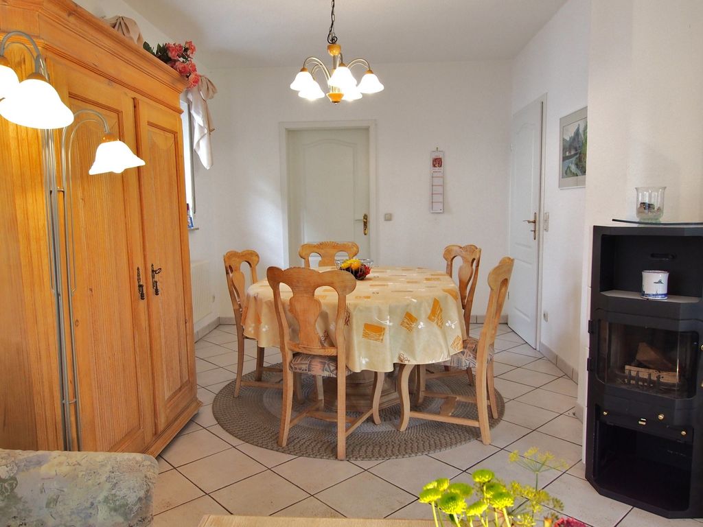 Birkmaase 18 - Komfort FeWo  im 4-Sterne-Ferienhaus Yvonne EG