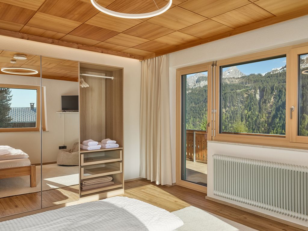 Großes Bergapartment · 4 SZ · Balkon & Aussicht