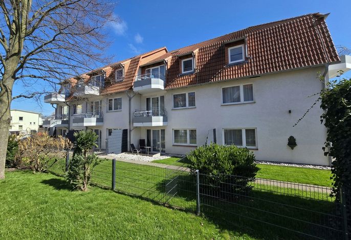 Ostsee Ferienwohnung für 5 Personen - fußläufig zum Strand "Kajüte 9" mit Balkon Apartmenthaus-Usedom Familie Stopp – Foto 1
