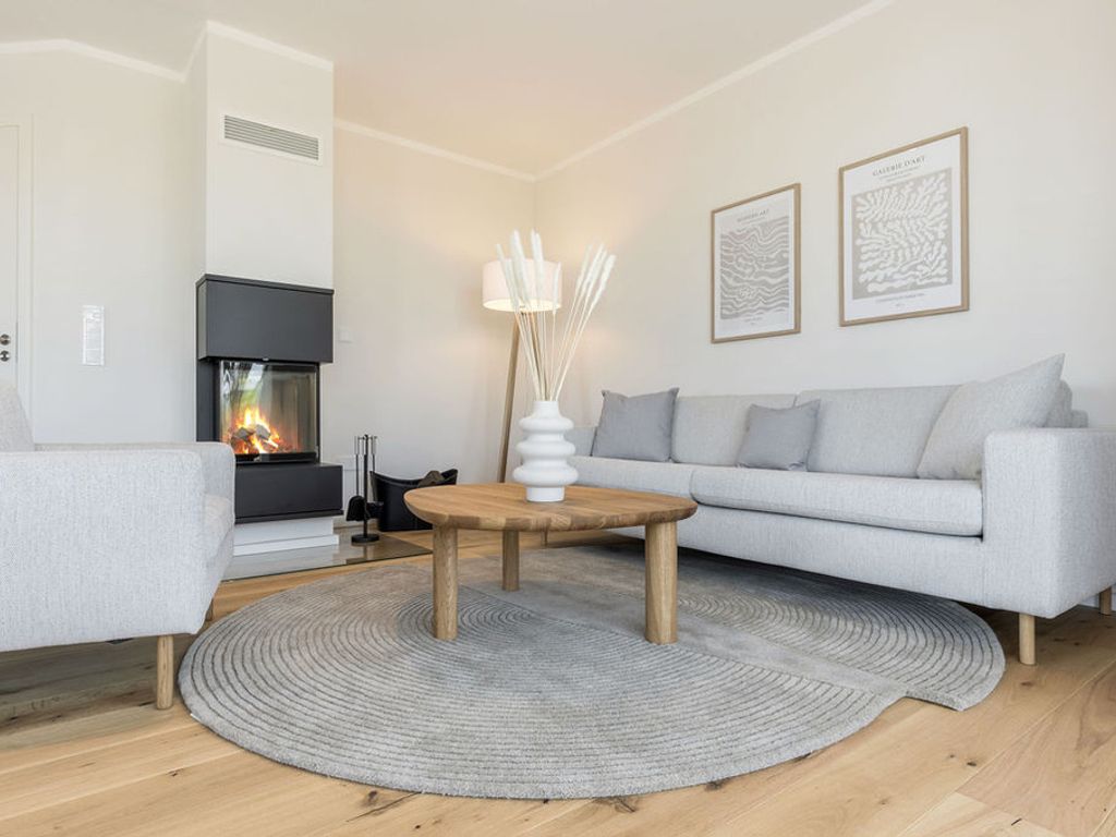 De Bööi – Luxus–Ferienhaus mit Meerblick, Sauna & Kamin