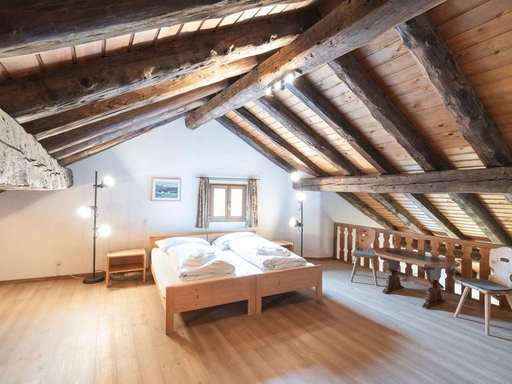 Chesa Michel - Dach-Maisonette-Wohnung Morteratsch