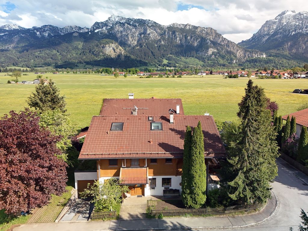 Königlicher Schloss- und Alpenblick