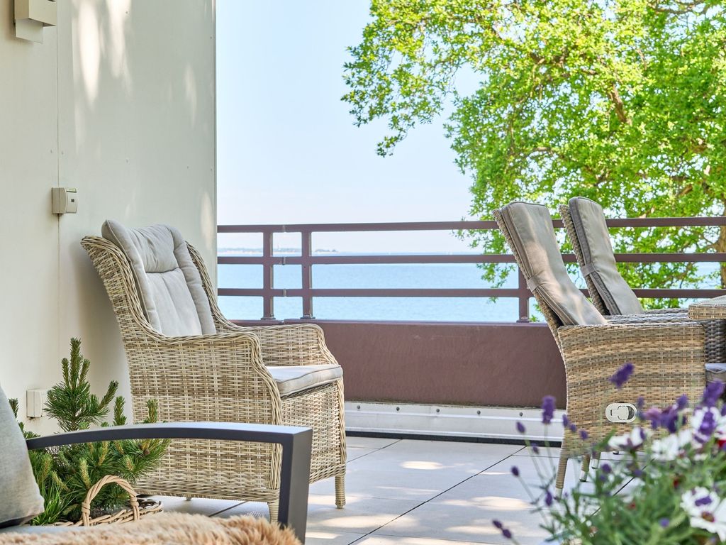 Penthouse Seaside View