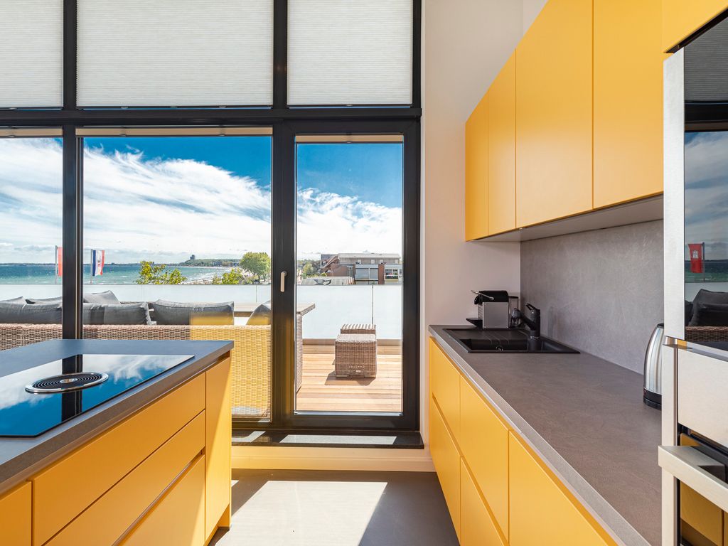 Penthouse Strandallee 61