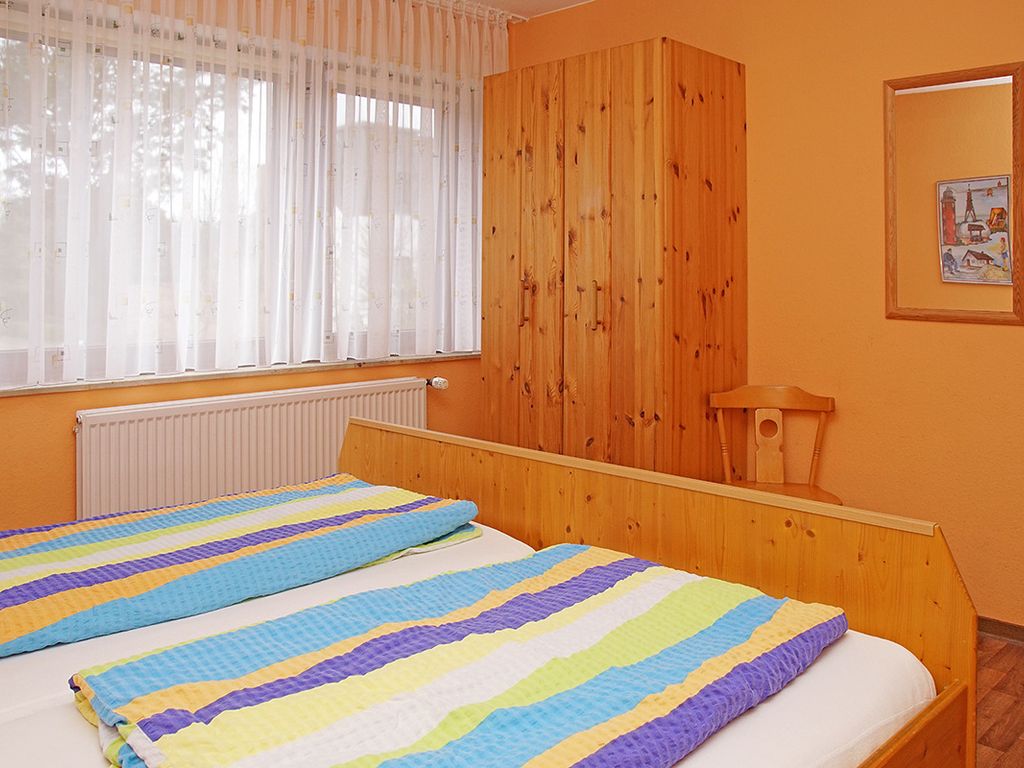 Haus Apart, Whg. 2