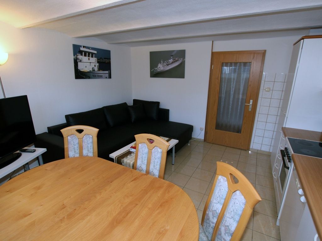 Strand-Villa, Nige Ooge
