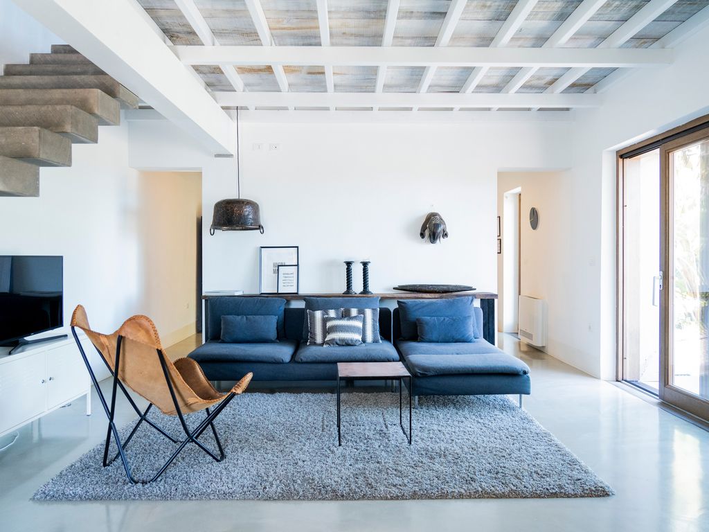 Casa Mira