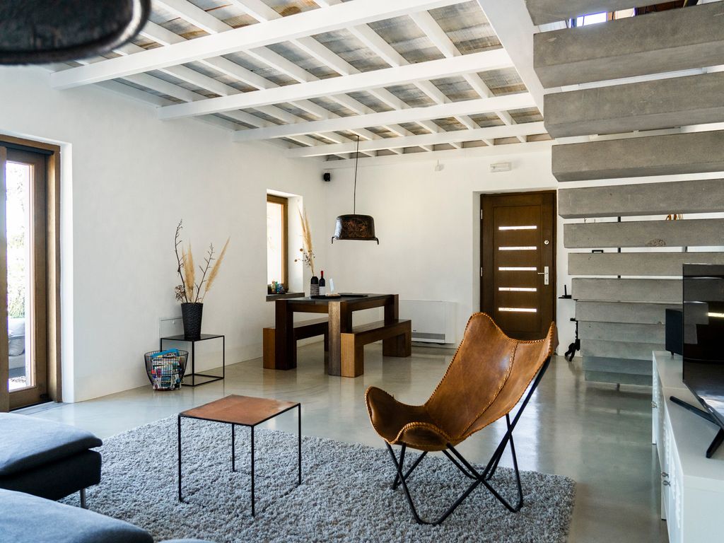 Casa Mira