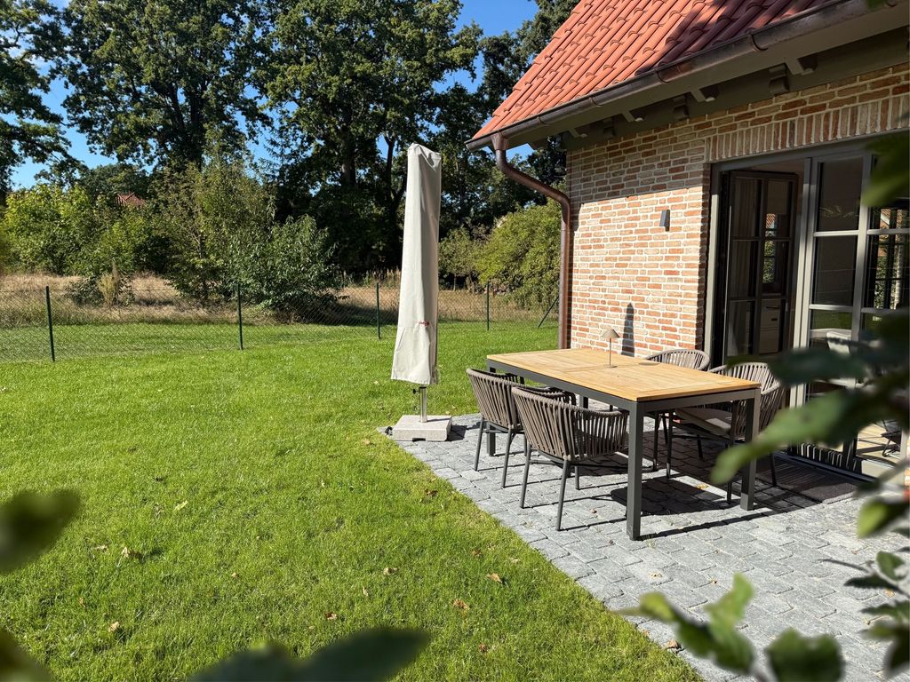 Ferienhaus Calluna – Stilvolle Doppelhaushälfte in der Lüneburger Heide, Hunde willkommen