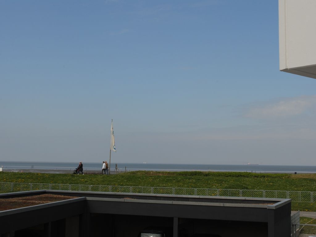 Hanseatic 102