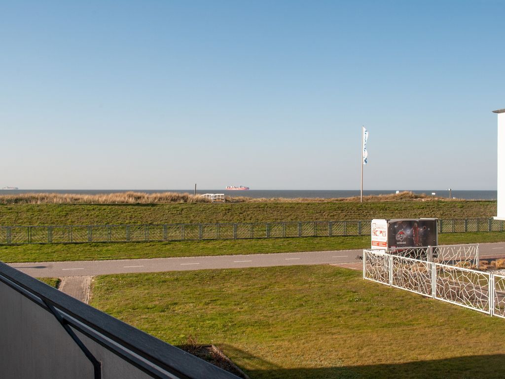 Hanseatic 107