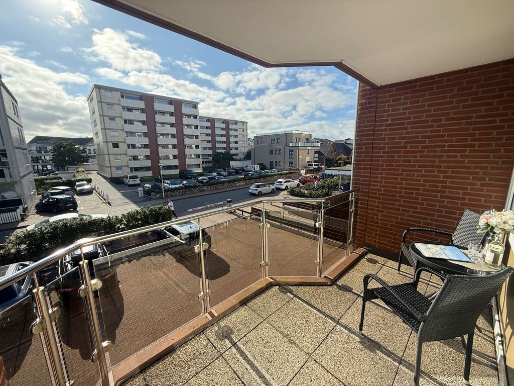 Atrium, App 17