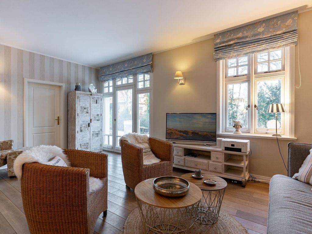 Haus Friedrichsen Wyk: Wohnbereich einer Ferienwohnung