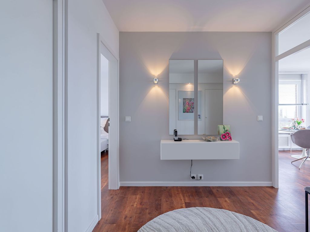 Haus Halligblick Wyk: Küche einer Ferienwohnung