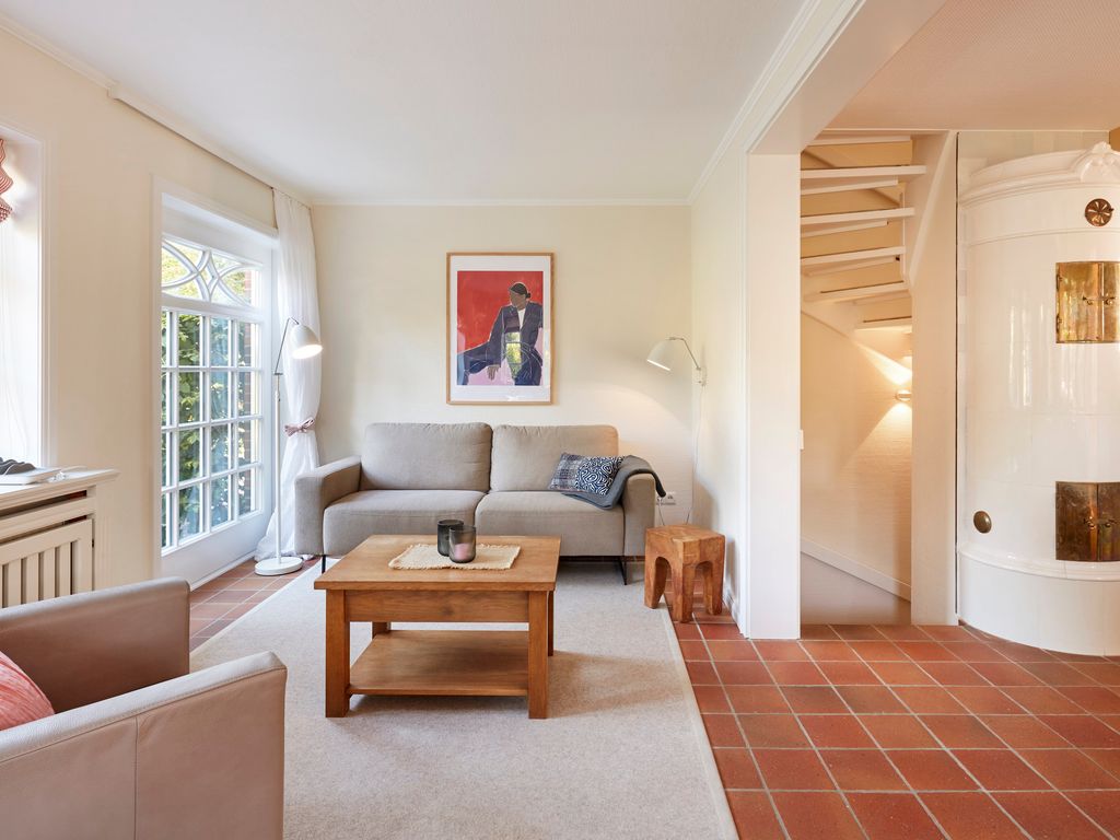 Haus Josias B - links