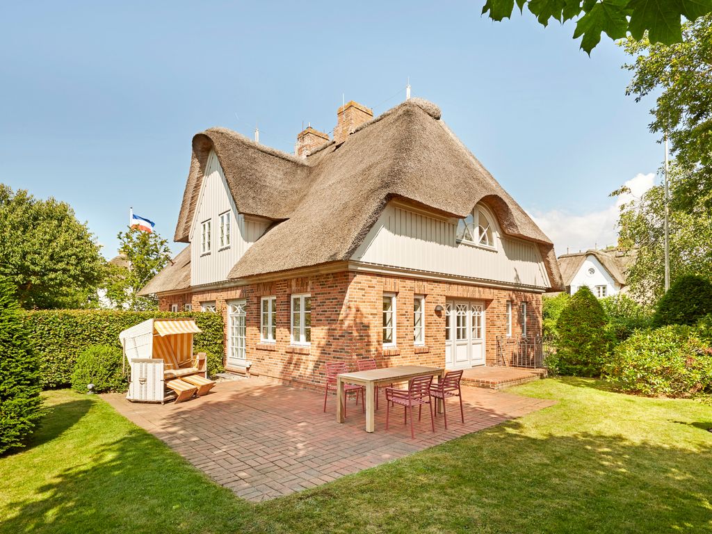 Haus Josias B - links