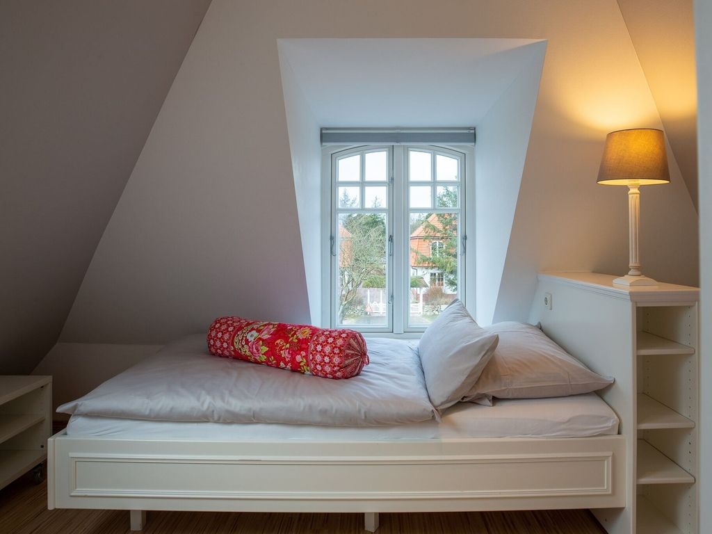 Haus Südstrand Wyk: Wohnbereich einer Ferienwohnung