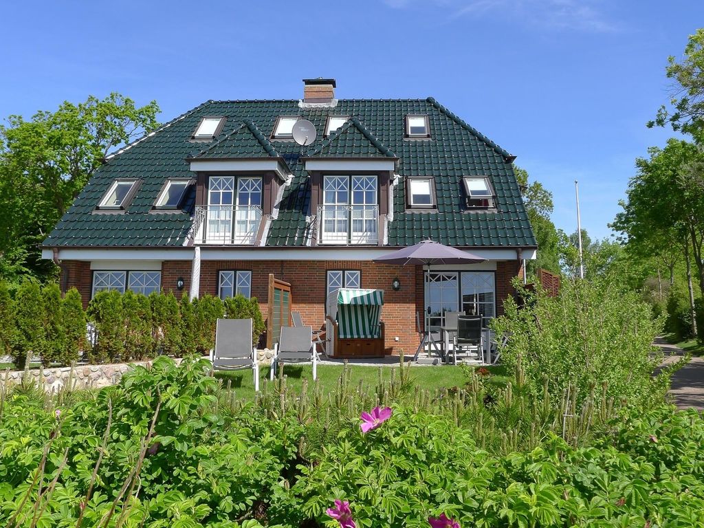 Hüs Strandleev 1