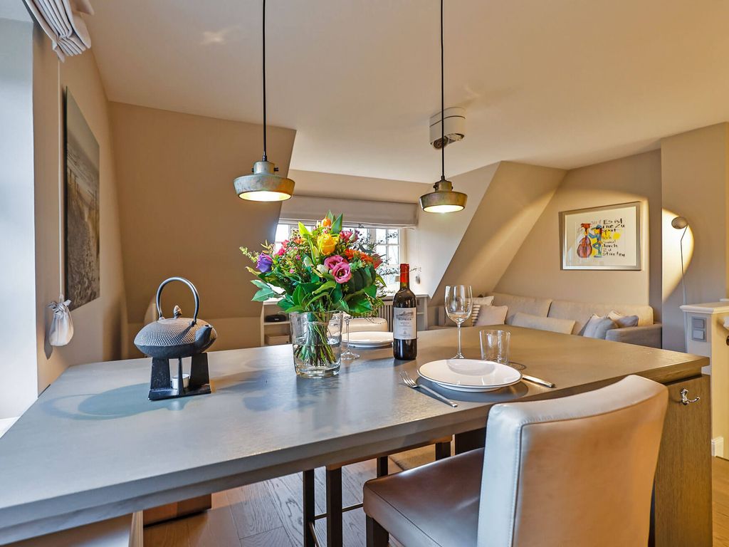 Kuschelnest unter Reet mit Pool und Sauna