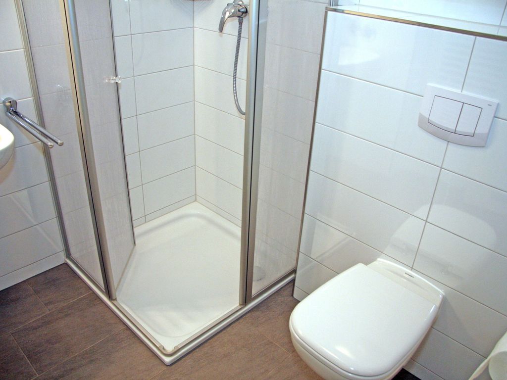 Apartment 4