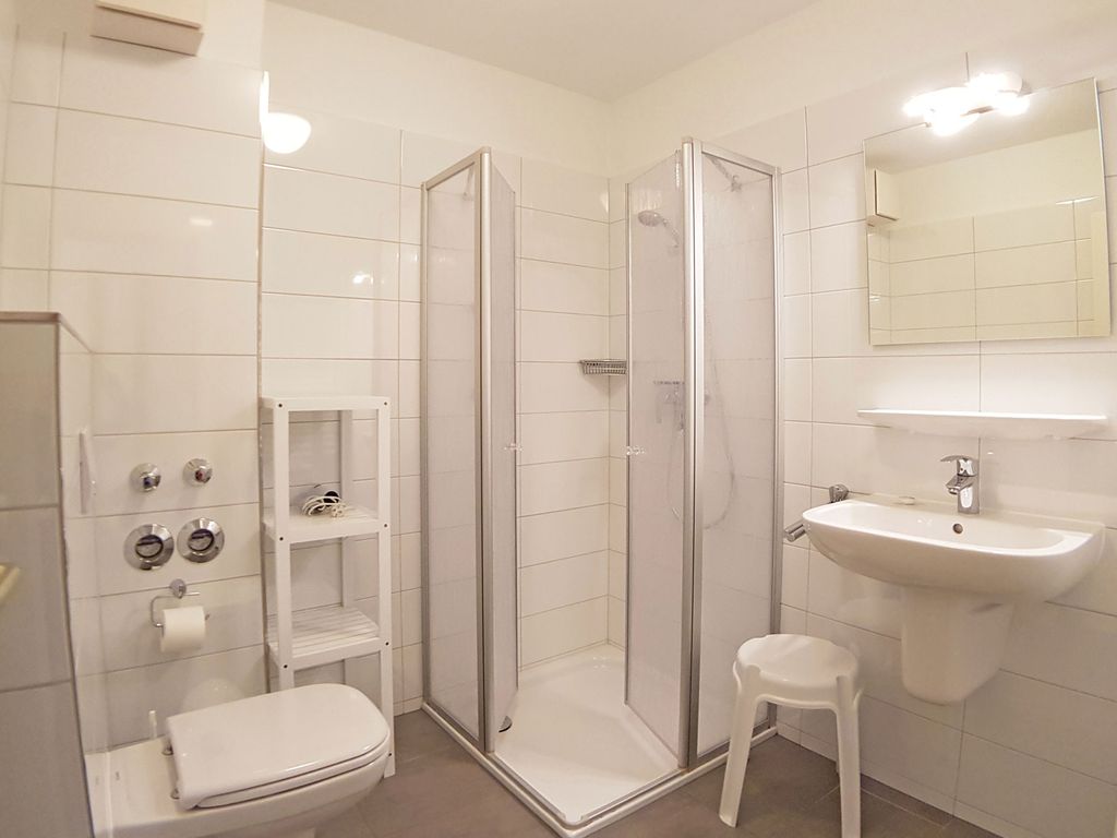 Apartment 7