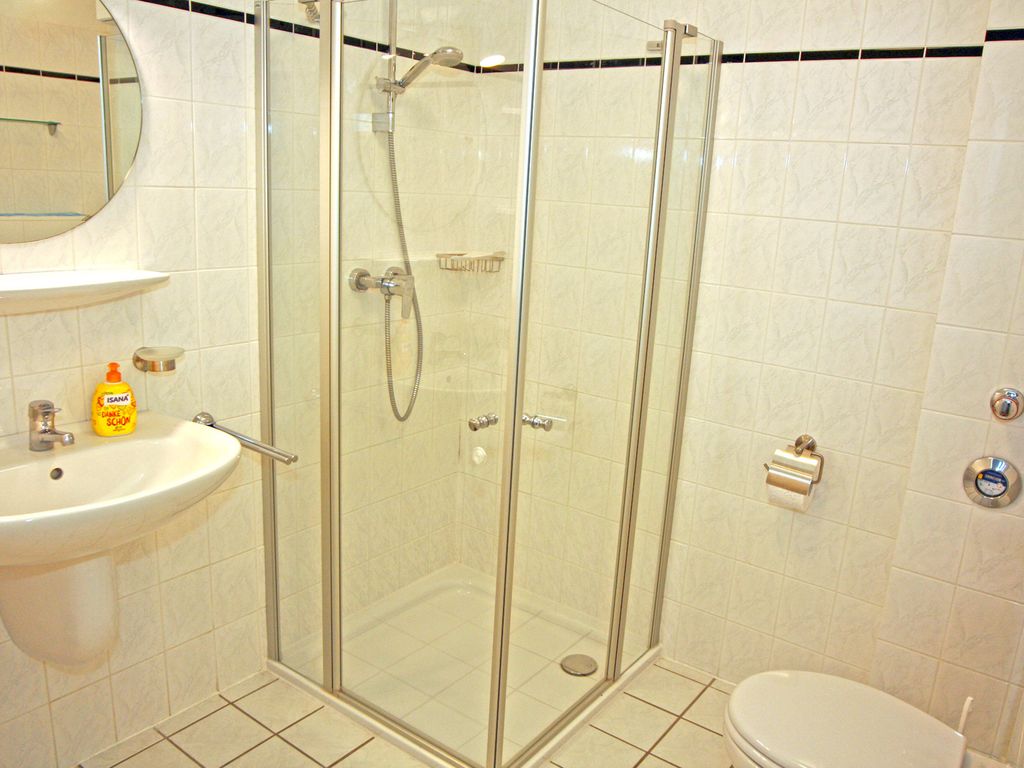 Apartment 8