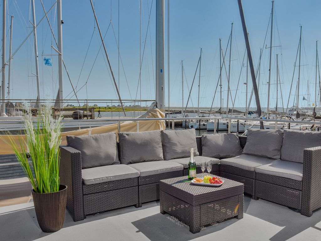 Hausboot Kleine Auszeit
