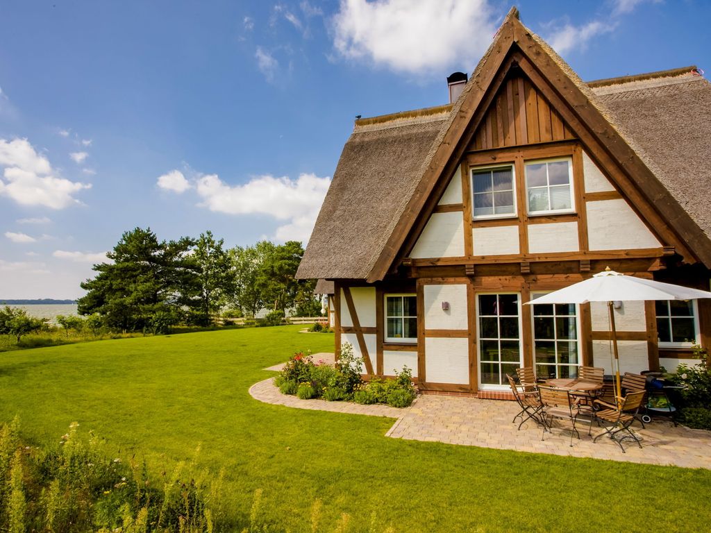 Fischerhaus Lachs am Peenestrom