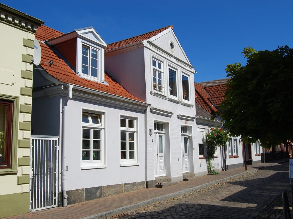 Amoy - Werftstraße 2