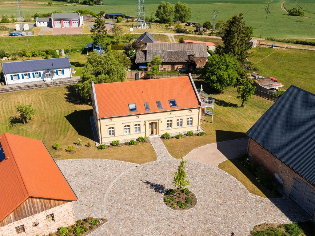 Gutshof Liepe - 6 Pers. Ferienwohnung