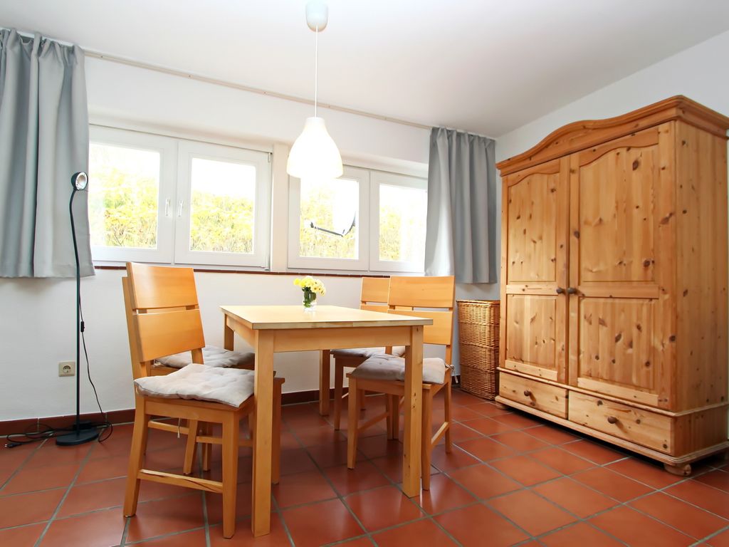 Haus Atlantis, Atelierwohnung 4
