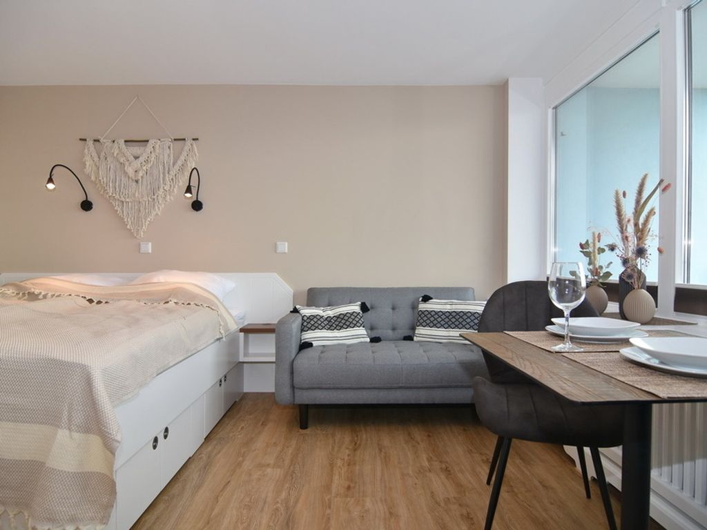 Metropol, Whg. 141, Landseite 6.OG