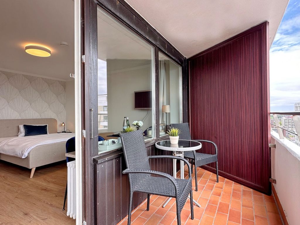 Metropol, Whg. 171, Landseite 7.OG