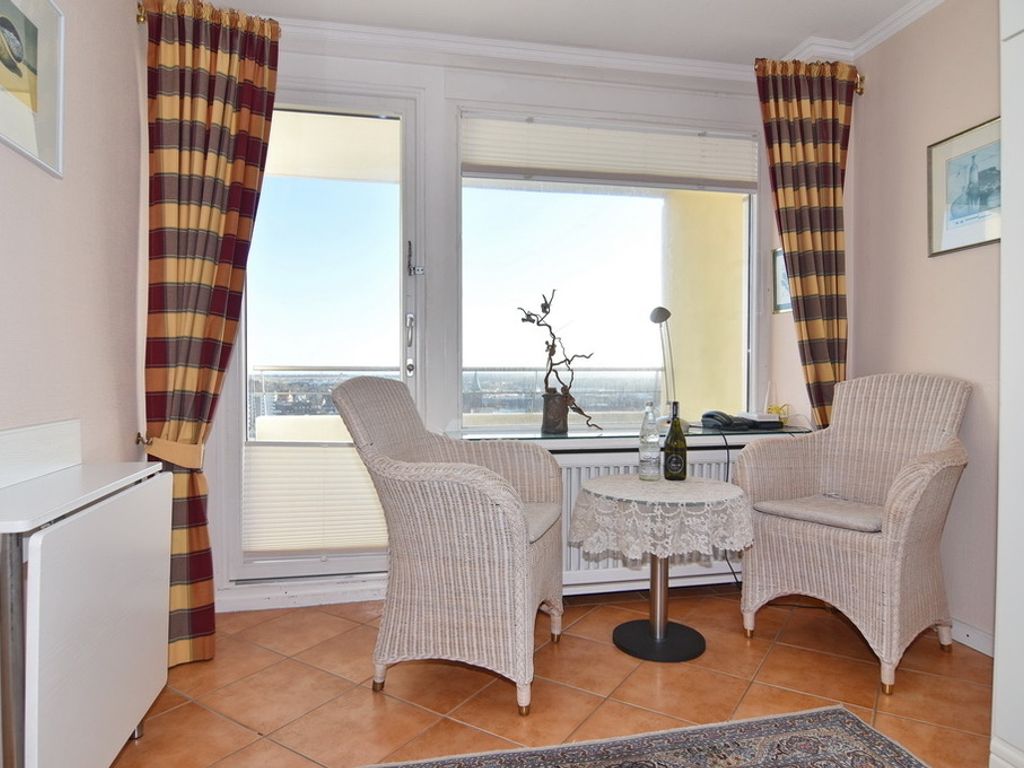 Metropol, Whg. 272, Landseite mit Inselblick 11.OG