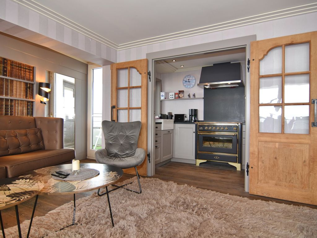 Metropol, Whg. 316, Seeseite 13.OG
