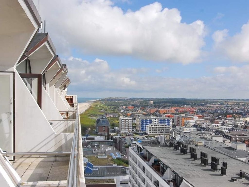 Metropol, Whg. 338, Penthouse zur Landseite mit Inselblick 14.OG