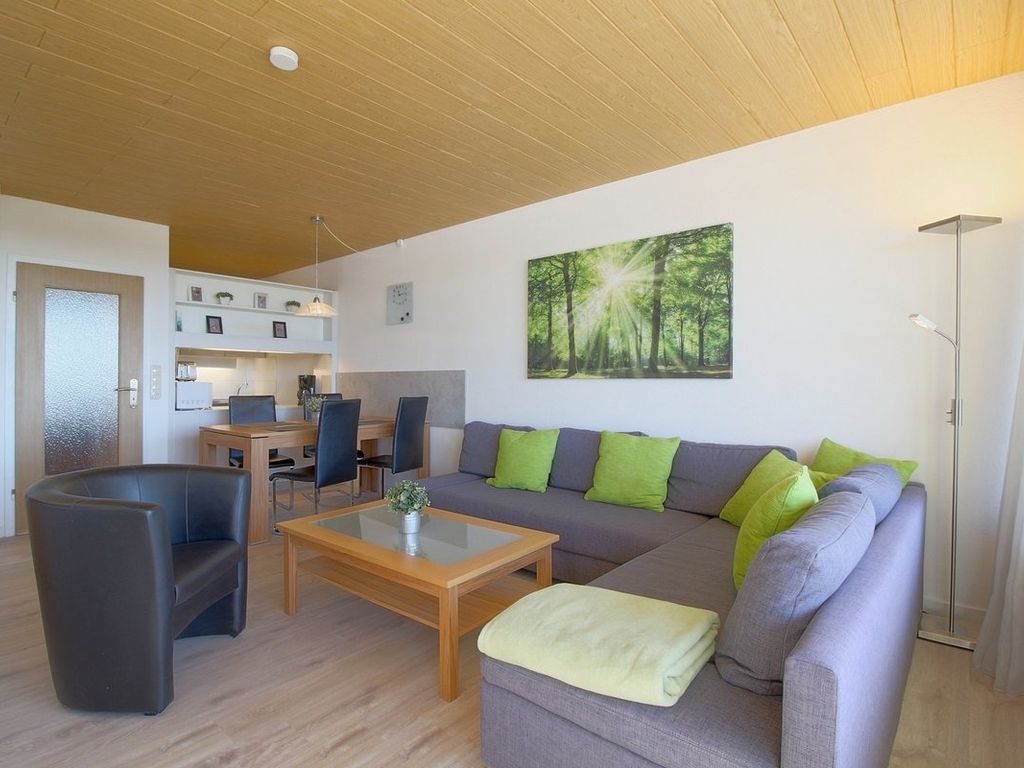 Apartment 225