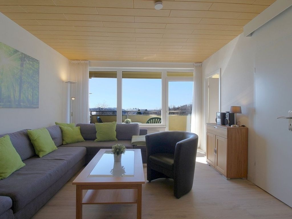 Apartment 225