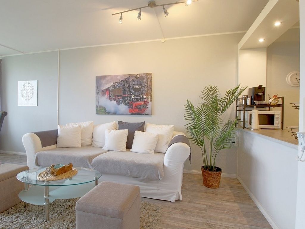 Apartment 272