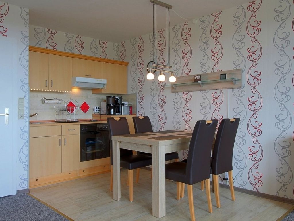 Apartment 283