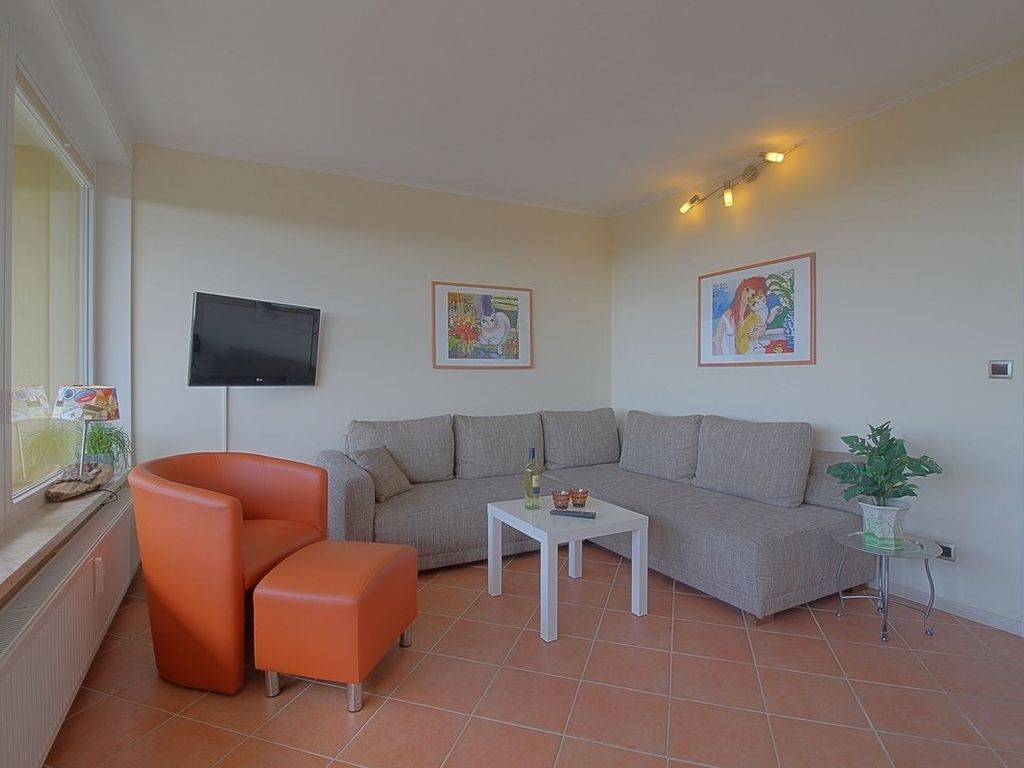 Apartment 343