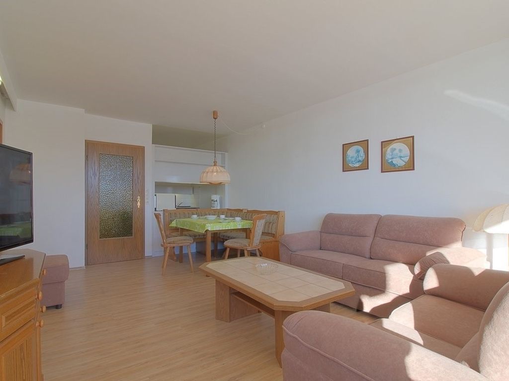 Apartment 348