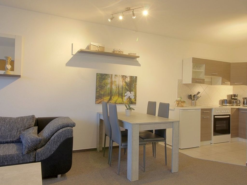 Apartment 411