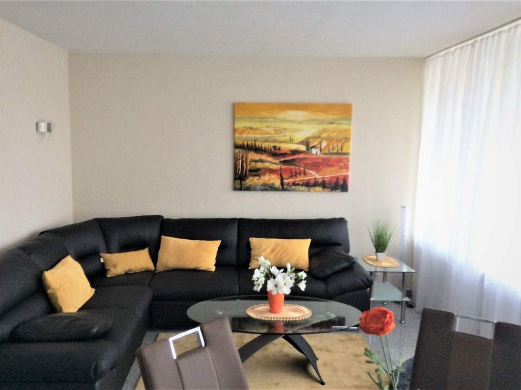 Apartment 459