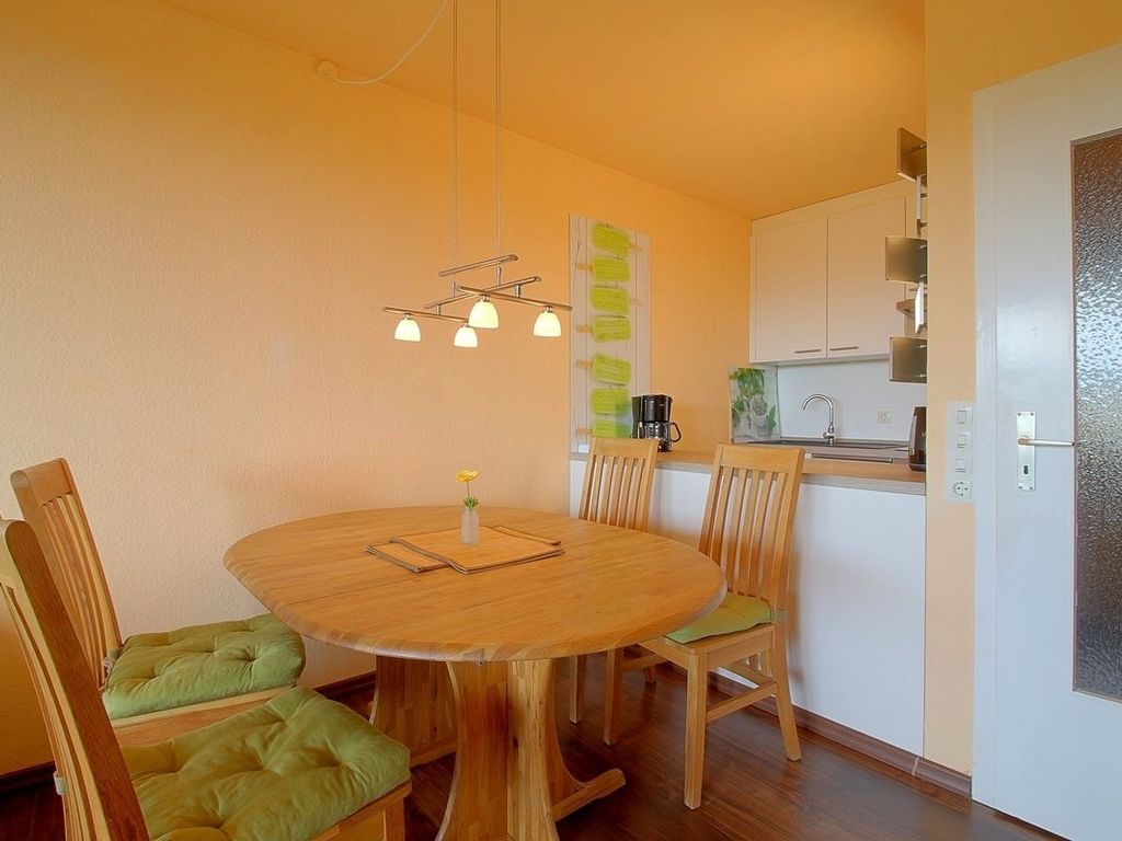 Apartment 512