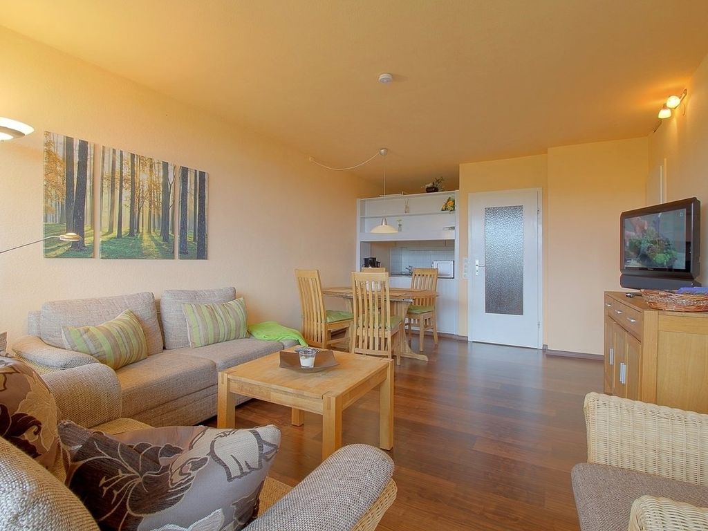 Apartment 512